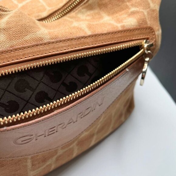 GHERARDINI TAN BEIGE GIRAFFE ANIMAL PRINT CANVAS LEATHER COMBO SHOULDER BAG - OS - Picture 9 of 10